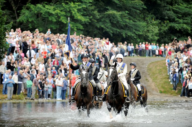 Gala River Crossing